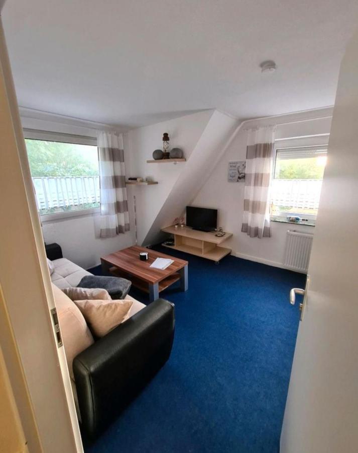 Monteurs-Ferienwohnung Emden Zewnętrze zdjęcie