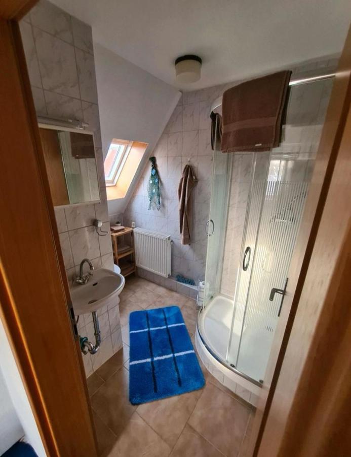Monteurs-Ferienwohnung Emden Zewnętrze zdjęcie